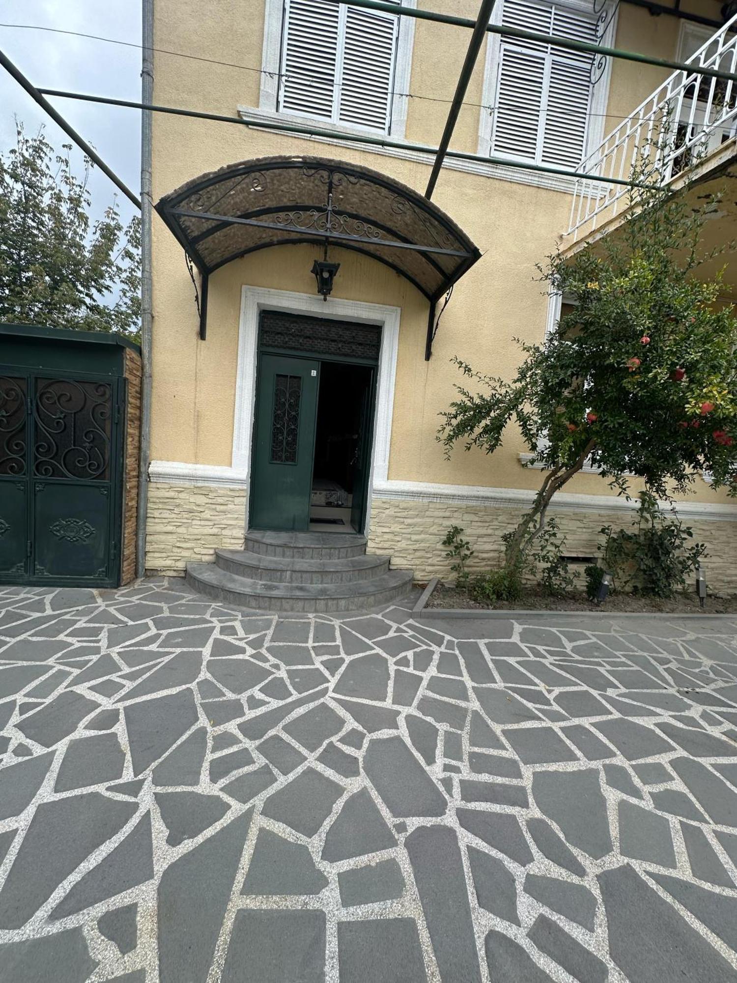 Ekas Rosengarten Gori Exterior photo